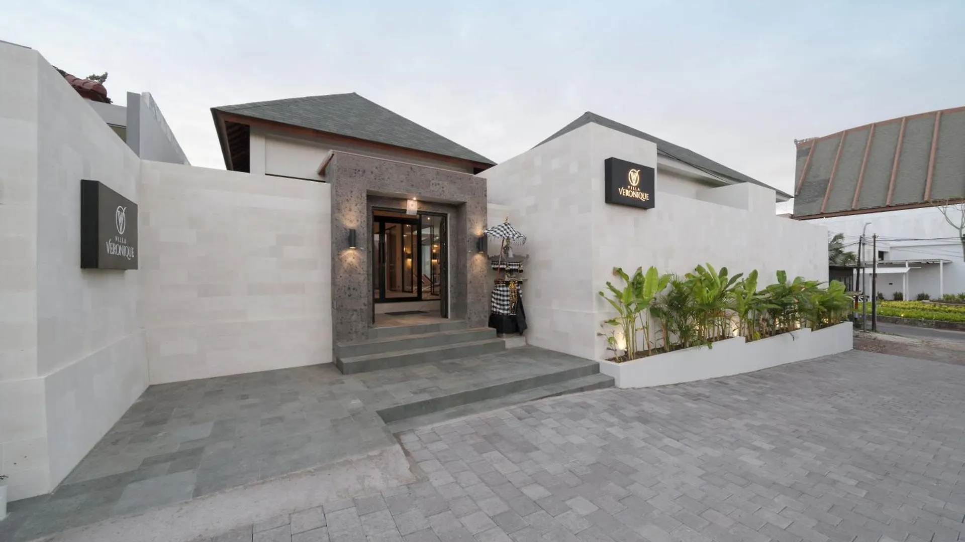 Balangan Villa 4 Bedroom Uluwatu  Indonesia